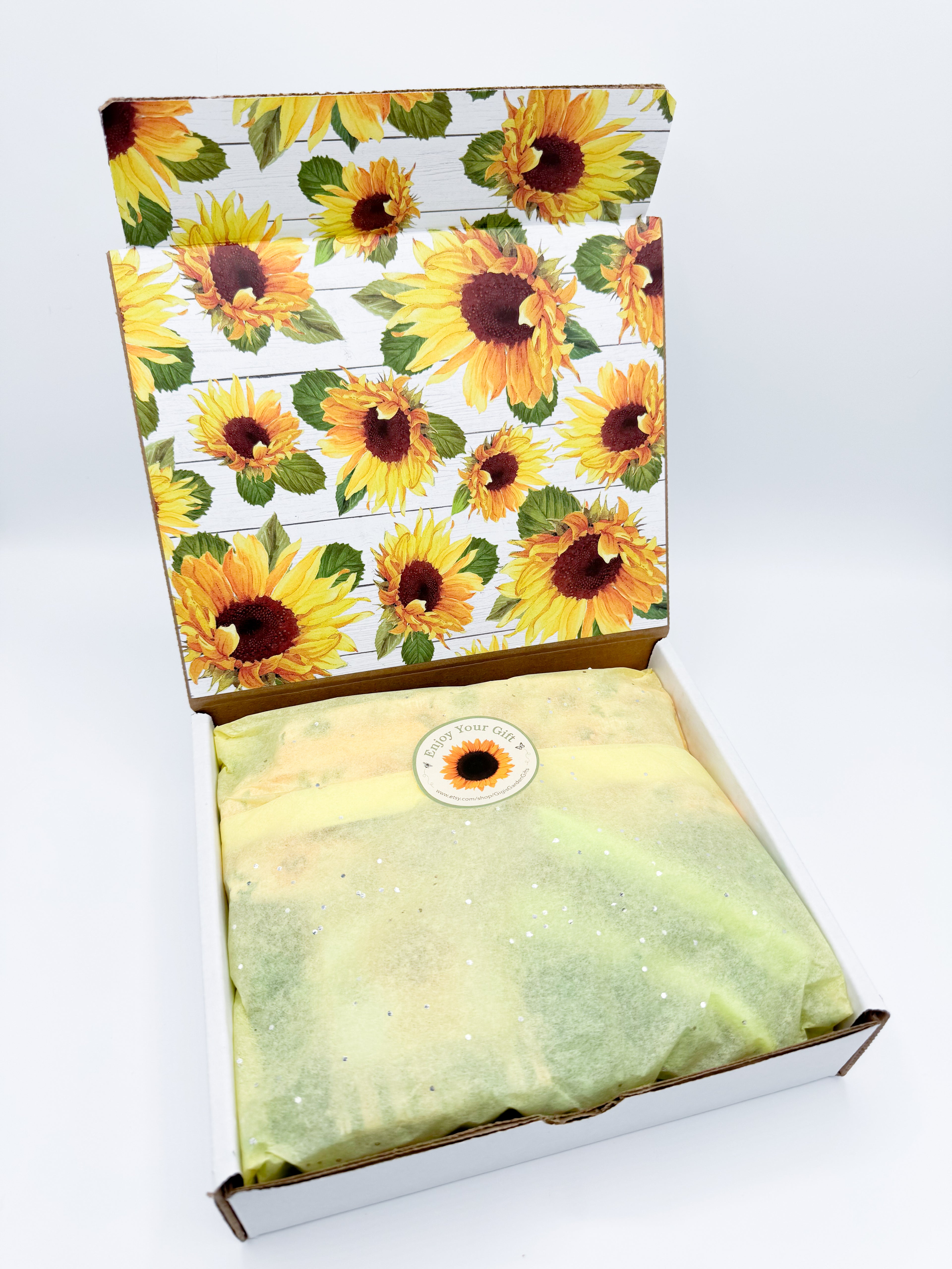 Sunflower Garden Gift Kit – Personalized Seed Packet, Gloves & Shears Set for Garden Lovers