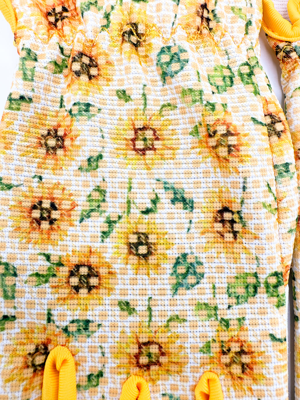 Sunflower Seeds & Garden Gloves Kit – Gift for Gardeners